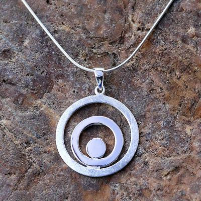Necklace : N2009